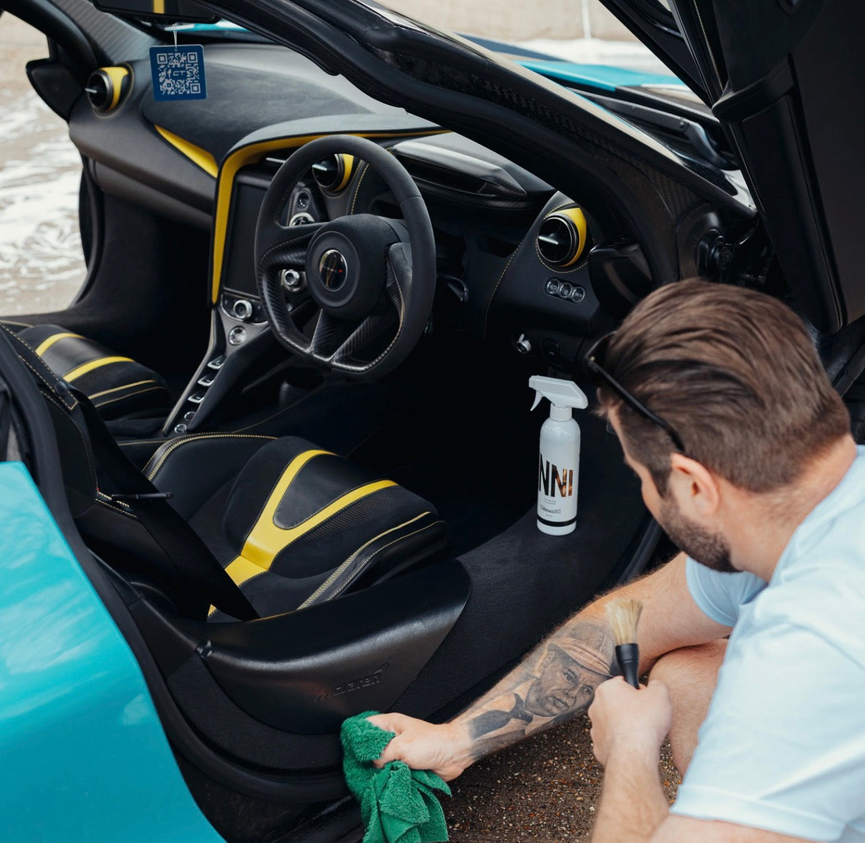 STJÄRNAGLOSS - Inni - All-Surface Interior Car Cleaner