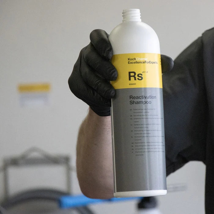 Koch-Chemie Rs Reactivation Shampoo 1L – Acidic Car Shampoo for Ceramic Coatings & Deep Cleaning