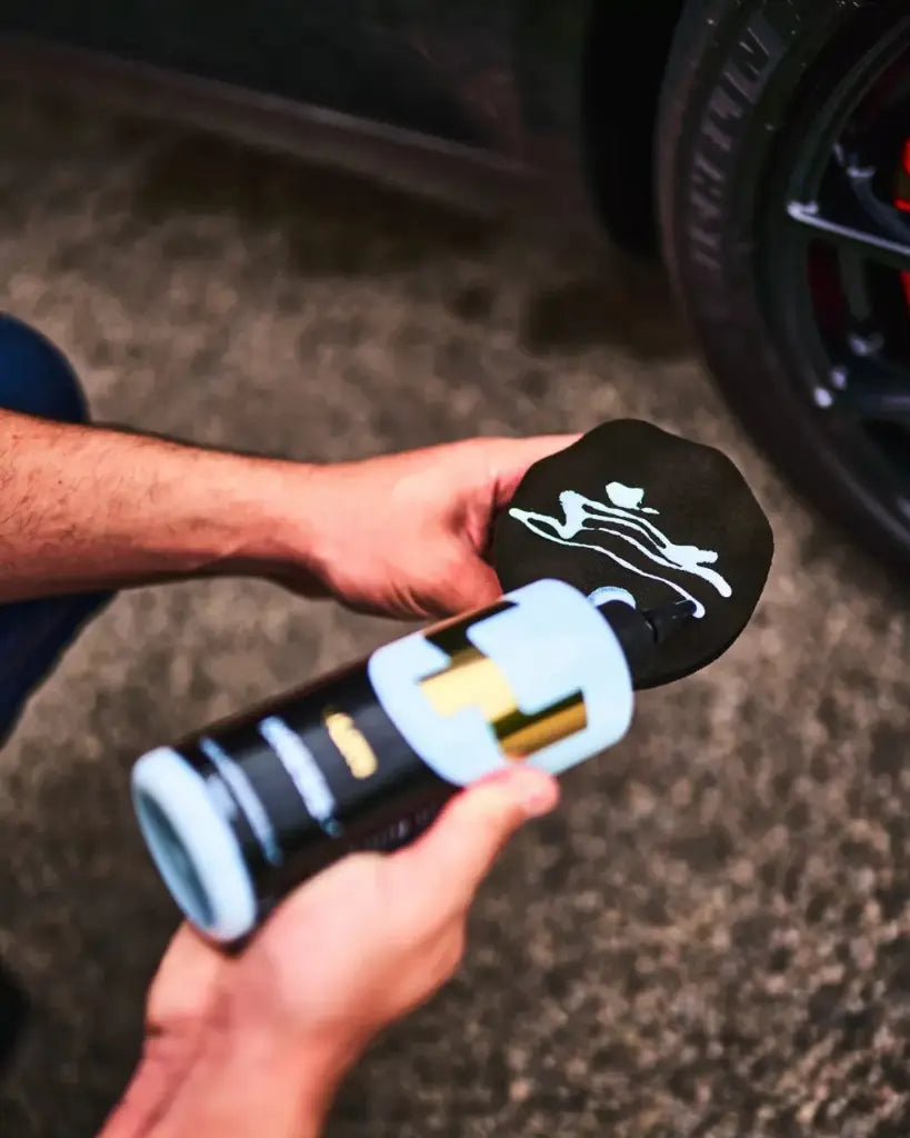 YUMCARS HexGrip Tyre Applicator – Ergonomic Tyre Dressing Applicator